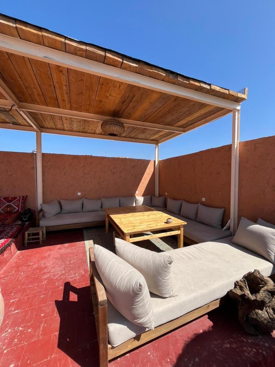 Soul Surf House Anza Hostel อกาดีร์ ภายนอก รูปภาพ